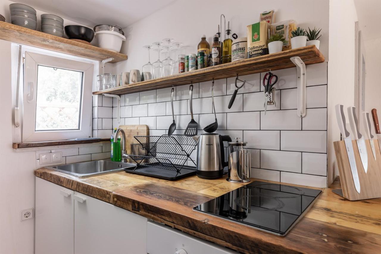 יואכימסטאל Gemutliches Tinyhouse Bungalow Mit Kamin & Sauna Am See מראה חיצוני תמונה